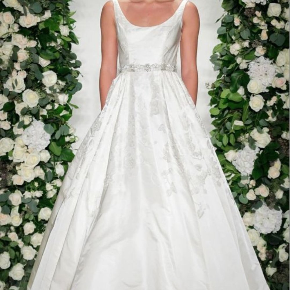 Wedding Dress - Anne Barge - NWT